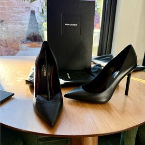 NIB Saint Laurent Anja 105 Pumps in Black Leather – Size 37 (US 7)